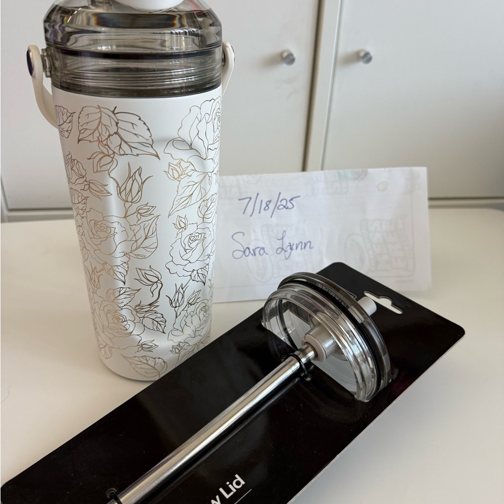 BRUMATE: Enchanted Rose Multishaker with straw lid